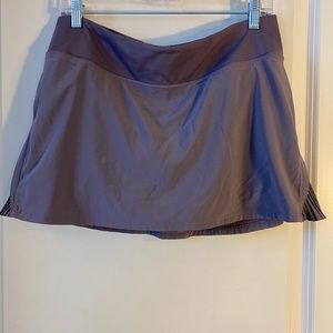 Lululemon Play Off the Pleats skirt, size 10